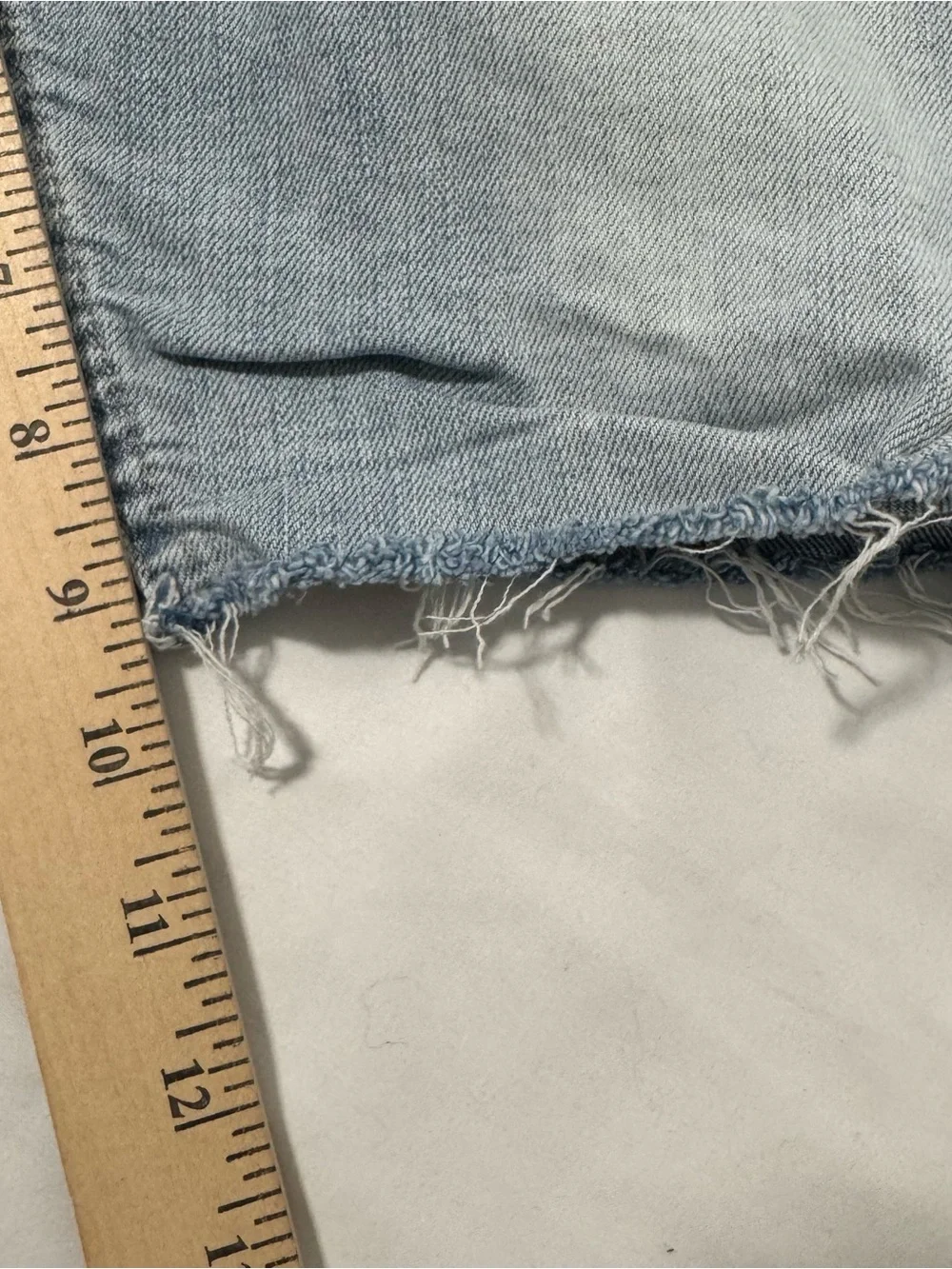 Express Men’s Slim Stretch Size 34 Light Blue Distressed Jean Shorts Frayed Hems